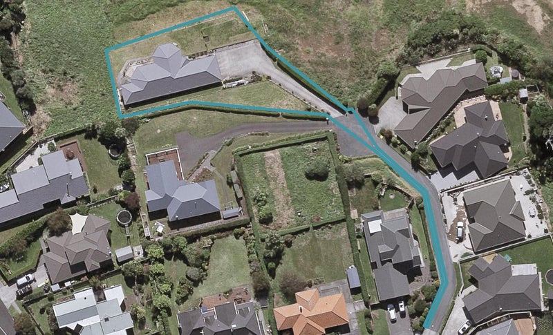 11B Lemont Place, Westown, New Plymouth - Carousel 1