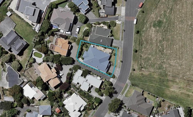 9 Avion Terrace, Raumati Beach, Paraparaumu - Carousel 1