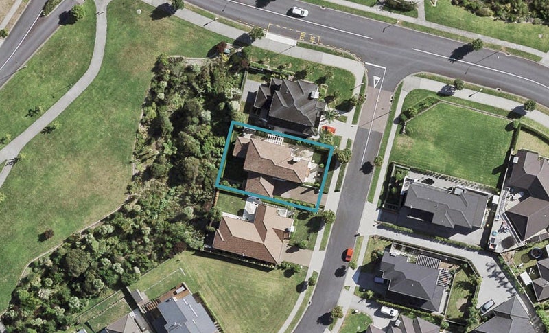 3 Corsica Way, Karaka, Papakura - Carousel 1