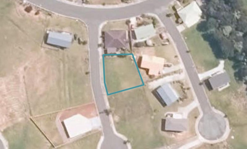 4 Frangipani Street, Cable Bay, Cable Bay - Carousel 1
