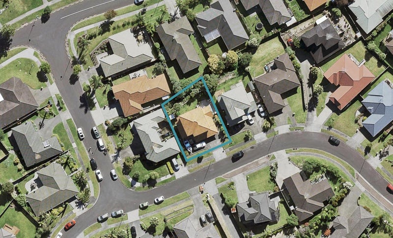 8 Black Teal Close, Unsworth Heights, Auckland - Carousel 1