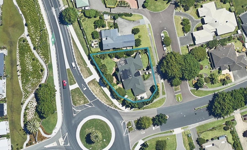 1 Kenmure Place, Bethlehem, Tauranga - Carousel 1