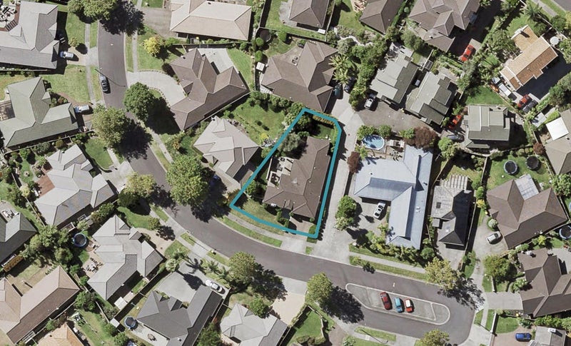 10 Kilsyth Way, East Tamaki Heights, Auckland - Carousel 1
