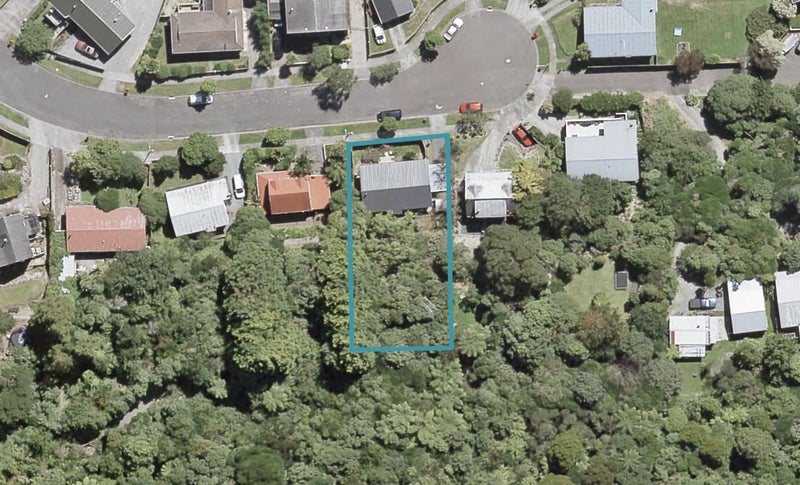 32 Amber Grove, Birchville, Upper Hutt - Carousel 1