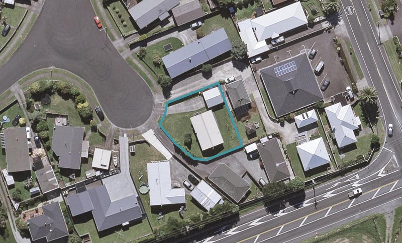 15B Sole Avenue, Bell Block, New Plymouth - Carousel 1
