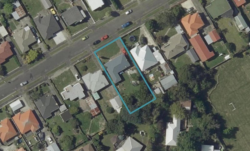 20 Rewa Street, Takaro, Palmerston North - Carousel 1
