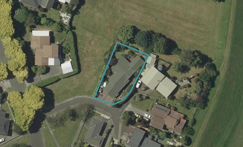 51 Waterloo Crescent, Hokowhitu, Palmerston North - Carousel 1