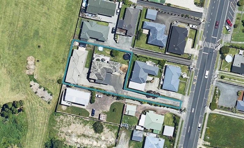 72B Otumoetai Road, Judea, Tauranga - Carousel 1