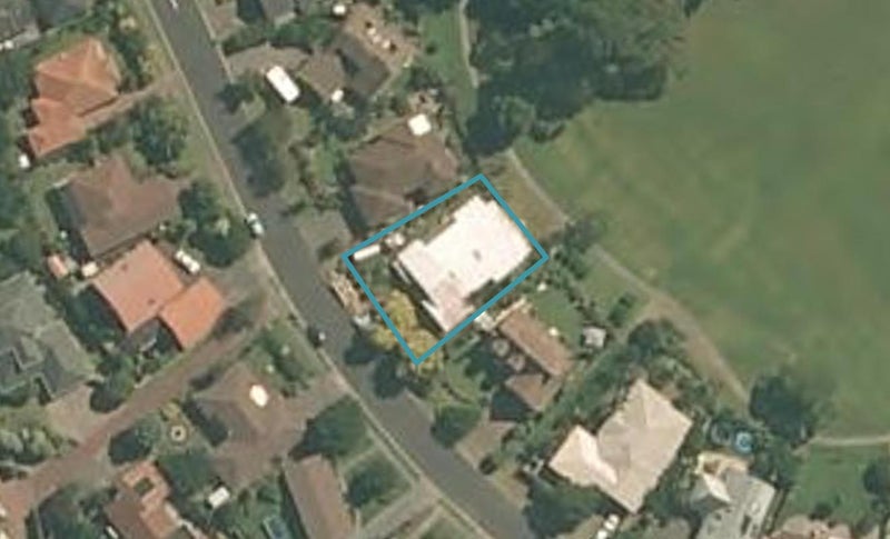 44 Maygrove Drive, Orewa, Orewa - Carousel 1