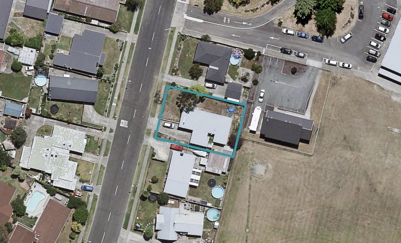 19 Freyberg Avenue, Tamatea, Napier - Carousel 1