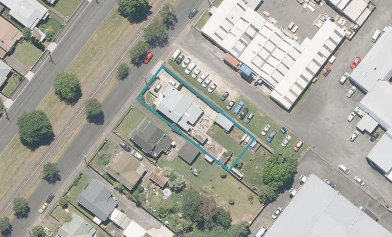 12 London Street, Aramoho, Whanganui - Carousel 1