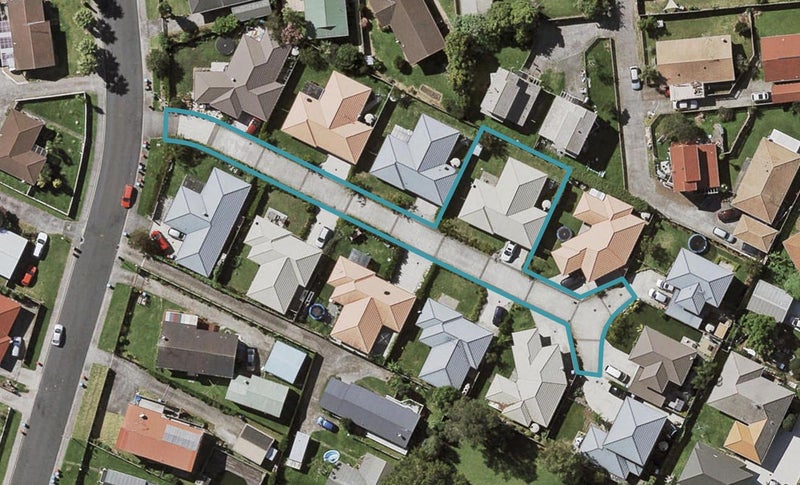 8 Everton Place, Mount Wellington, Auckland - Carousel 1