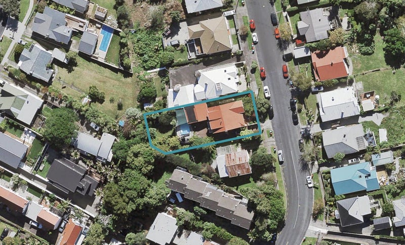 36 Mountain View Road, Morningside, Auckland - Carousel 1