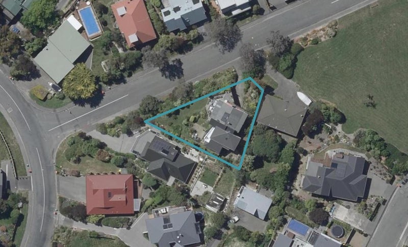 4 Santa Maria Avenue, Mount Pleasant, Christchurch - Carousel 1