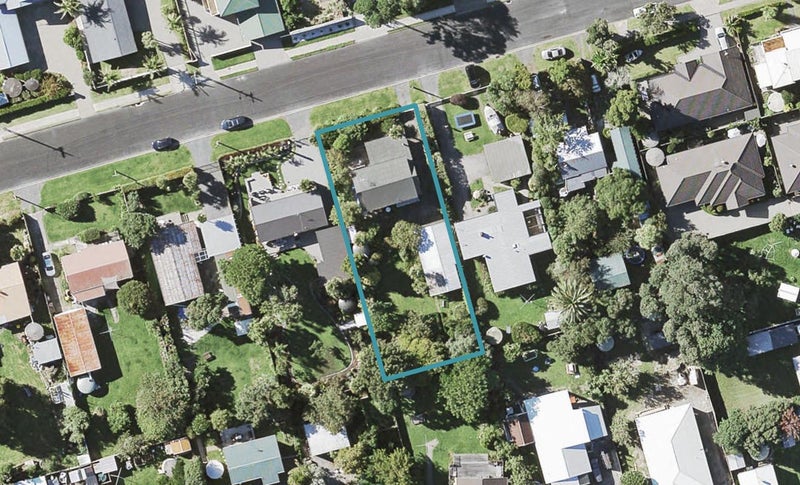 49 First View Avenue, Beachlands, Auckland - Carousel 1