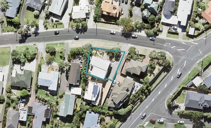 4 Mizpah Road, Torbay, Auckland - Carousel 1