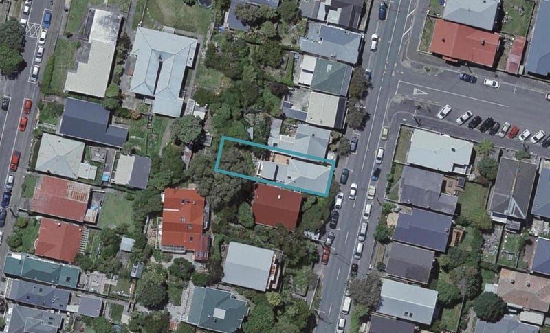 296 Adelaide Road, Newtown, Wellington - Carousel 1