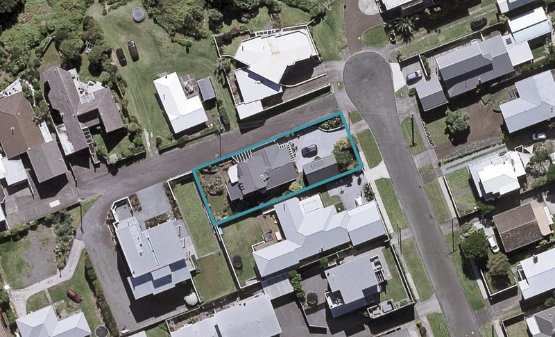 6 Sackville Street, Fitzroy, New Plymouth - Carousel 1