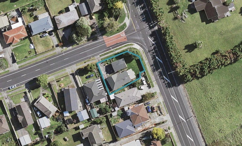 135 Hyperion Drive, Randwick Park, Auckland - Carousel 1