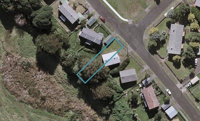 83A Banks Street, Marfell, New Plymouth - Carousel 1
