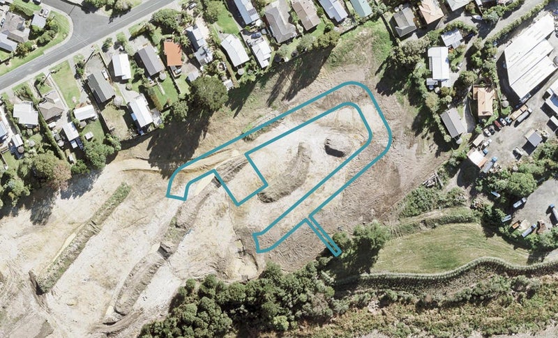 4 Whenuateitei Crescent, Stanmore Bay, Whangaparāoa - Carousel 1