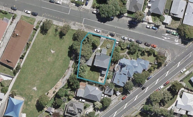 42 Pretoria Street, Hutt Central, Lower Hutt - Carousel 1