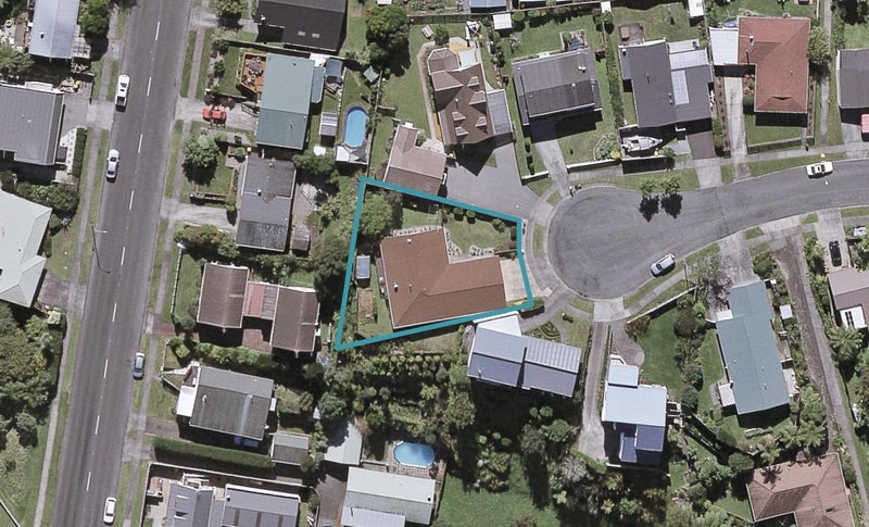 24 Ballantrae Place, Highlands Park, New Plymouth - Carousel 1