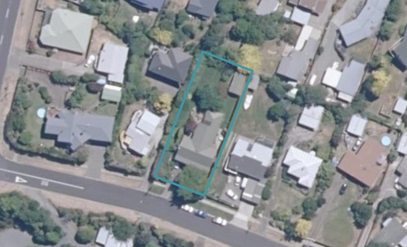 8 Titoki Avenue, Waipahihi, Taupo - Carousel 1