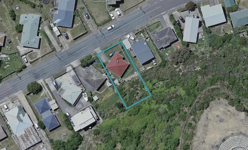 57 Ahuriri Street, Strathmore Park, Wellington - Carousel 1