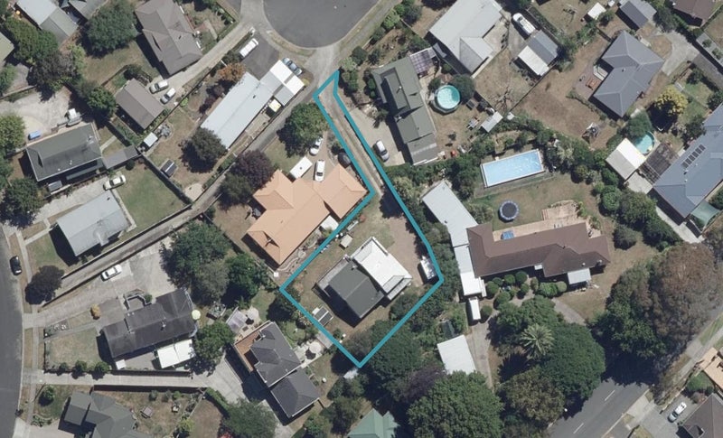 33 Cromwell Drive, Fitzroy, Hamilton - Carousel 1