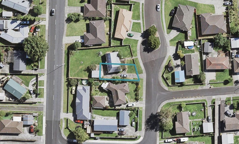 23B Heathdale Crescent, Papakura, Papakura - Carousel 1
