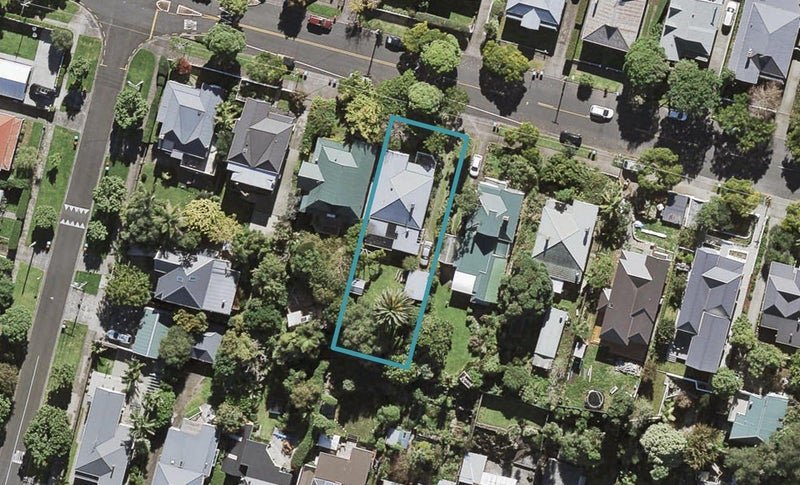 56 Paice Avenue, Sandringham, Auckland - Carousel 1