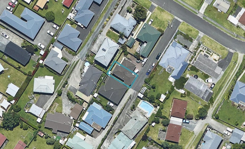 18E Waimapu Street, Greerton, Tauranga - Carousel 1