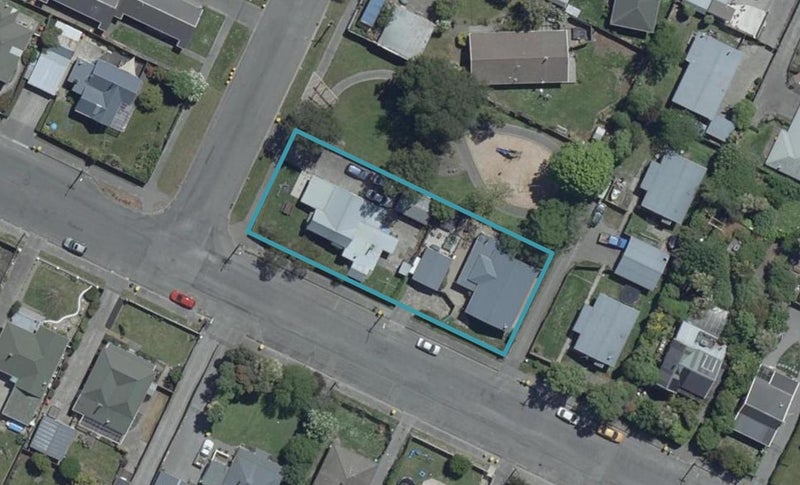 2 Tyrone Street, Belfast, Christchurch - Carousel 1
