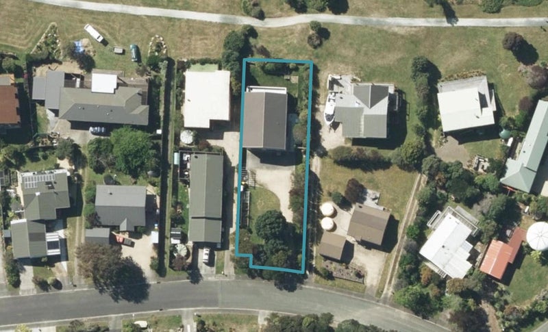 54 Selwyn Street, Pohara - Carousel 1