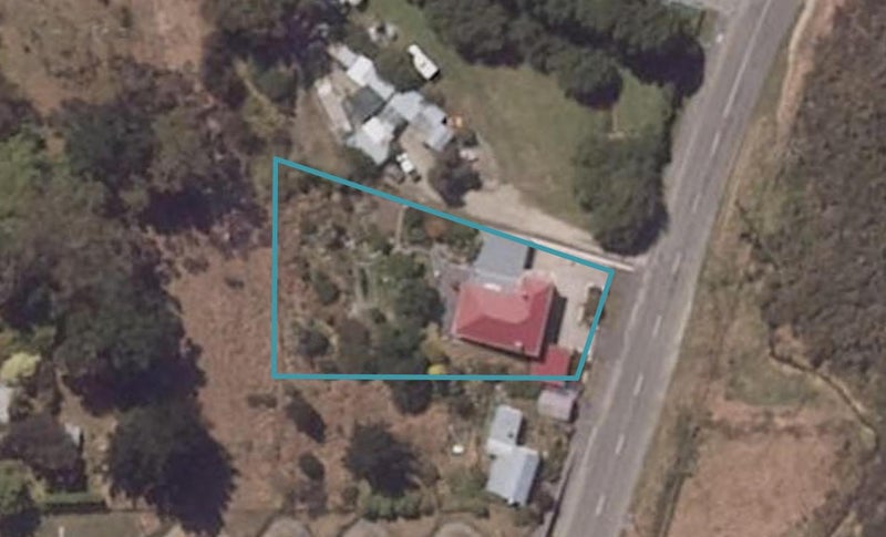 24 Beach Road, South Hill, Oamaru - Carousel 1