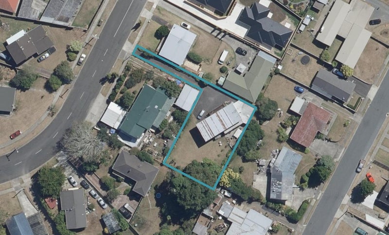 12B Cowley Drive, Temple View, Hamilton - Carousel 1