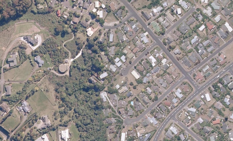14 Silich Street, Acacia Bay, Taupo - Carousel 1