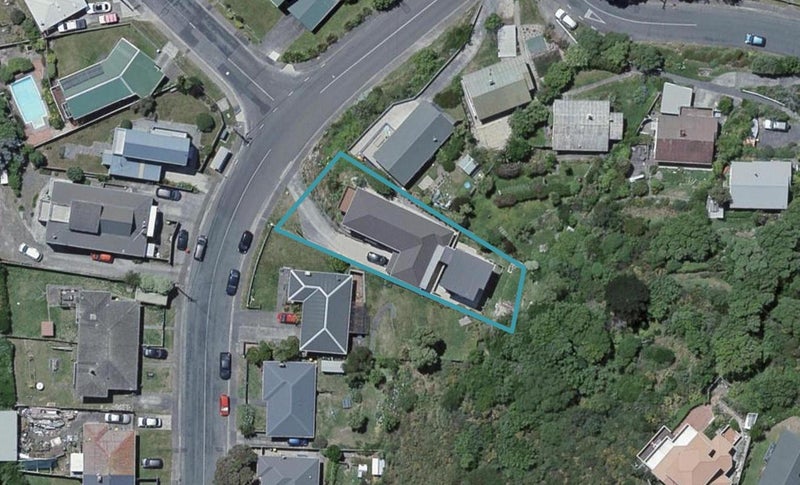 3 Ahuriri Street, Strathmore Park, Wellington - Carousel 1
