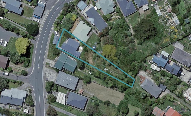 49 Fraser Avenue, Johnsonville, Wellington - Carousel 1