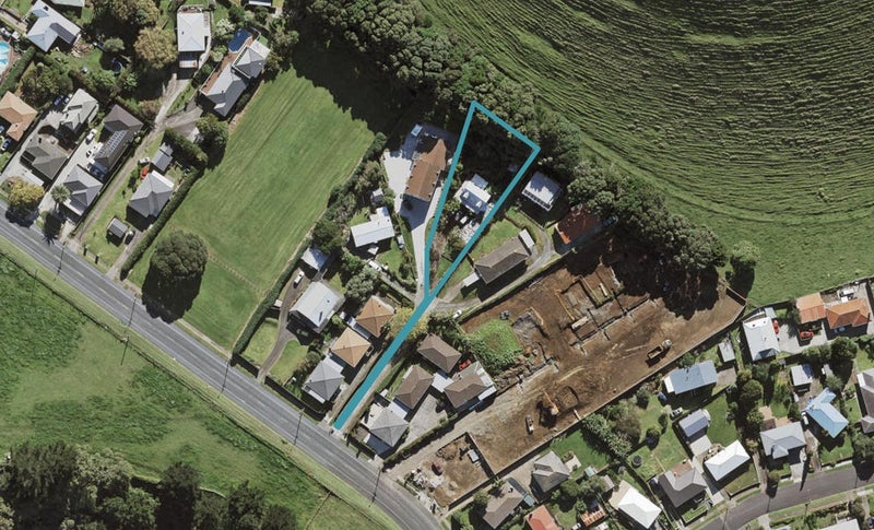 151 Wallace Road, Mangere Bridge, Auckland - Carousel 1