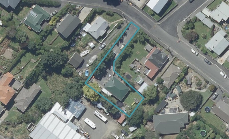 17 Greenock Street, Kaikorai, Dunedin - Carousel 1