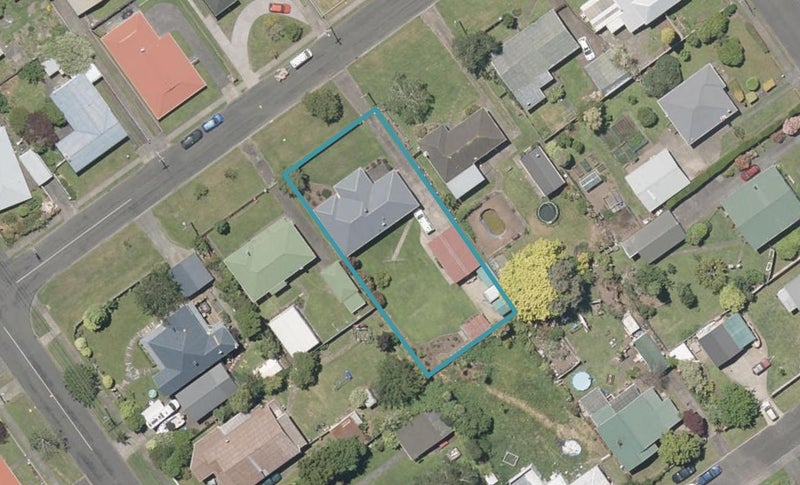 4 Perham Place, Aramoho, Whanganui - Carousel 1