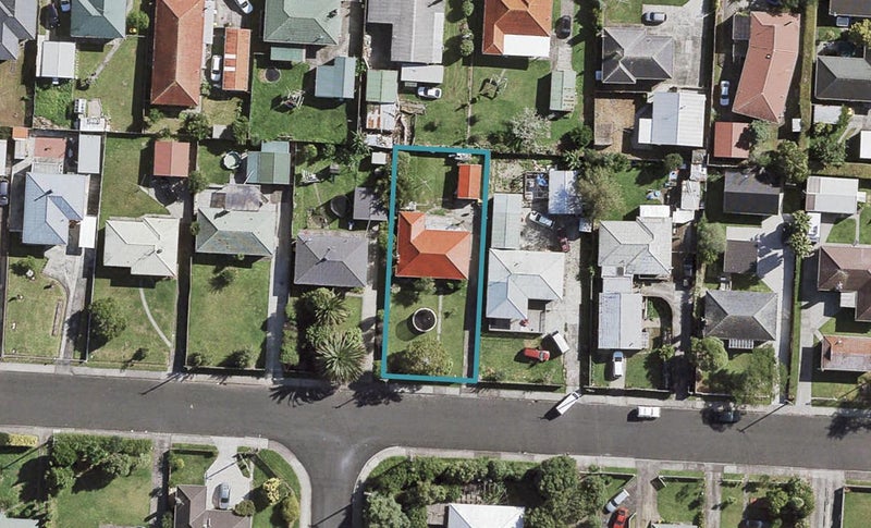 18 McDougall Street, Manurewa East, Auckland - Carousel 1