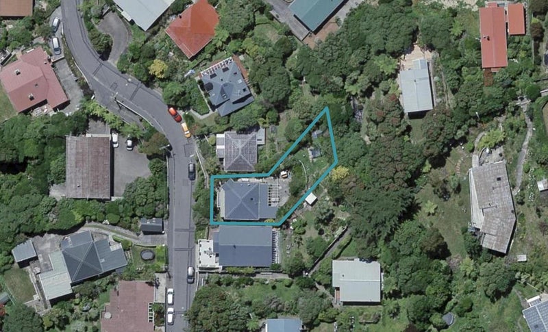 11 Imlay Crescent, Ngaio, Wellington - Carousel 1