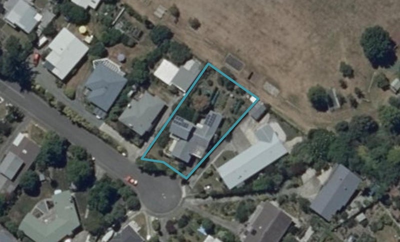 9 Clifton Place, Marybank, Nelson - Carousel 1