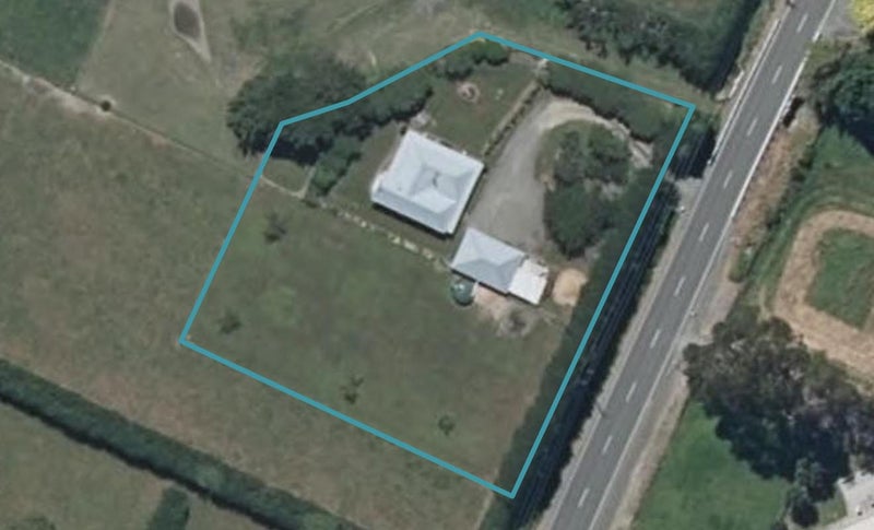 520 Arapaepae Road, OHAU, LEVIN - Carousel 1