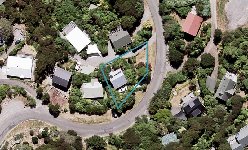 12 Hempleman Drive, Akaroa, Akaroa - Carousel 1