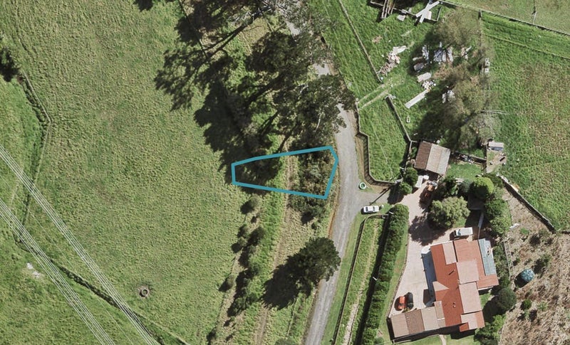 10 Paretao Street, Massey, Auckland - Carousel 1