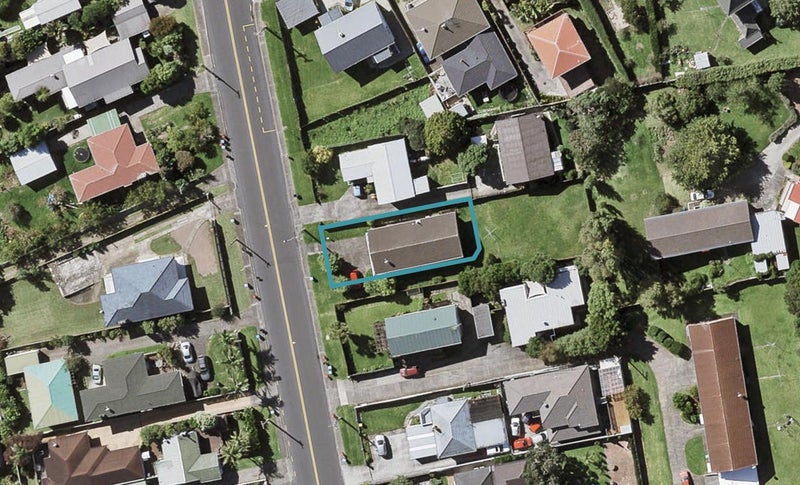21 Church Crescent, Panmure, Auckland - Carousel 1